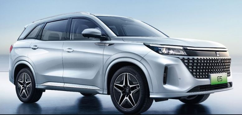 مواصفات وأسعار DFSK E5